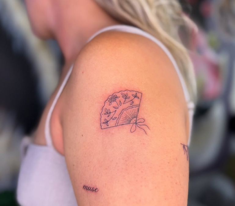 do fine line tattoos fade faster